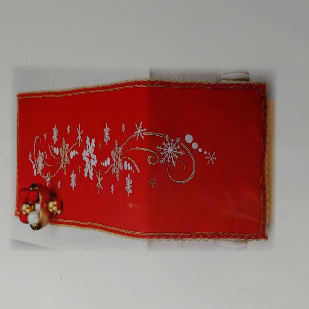 Red Snowflakes Table Runner by Duftin